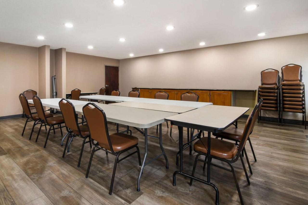 Surestay Plus Hotel Tarboro Kültér fotó