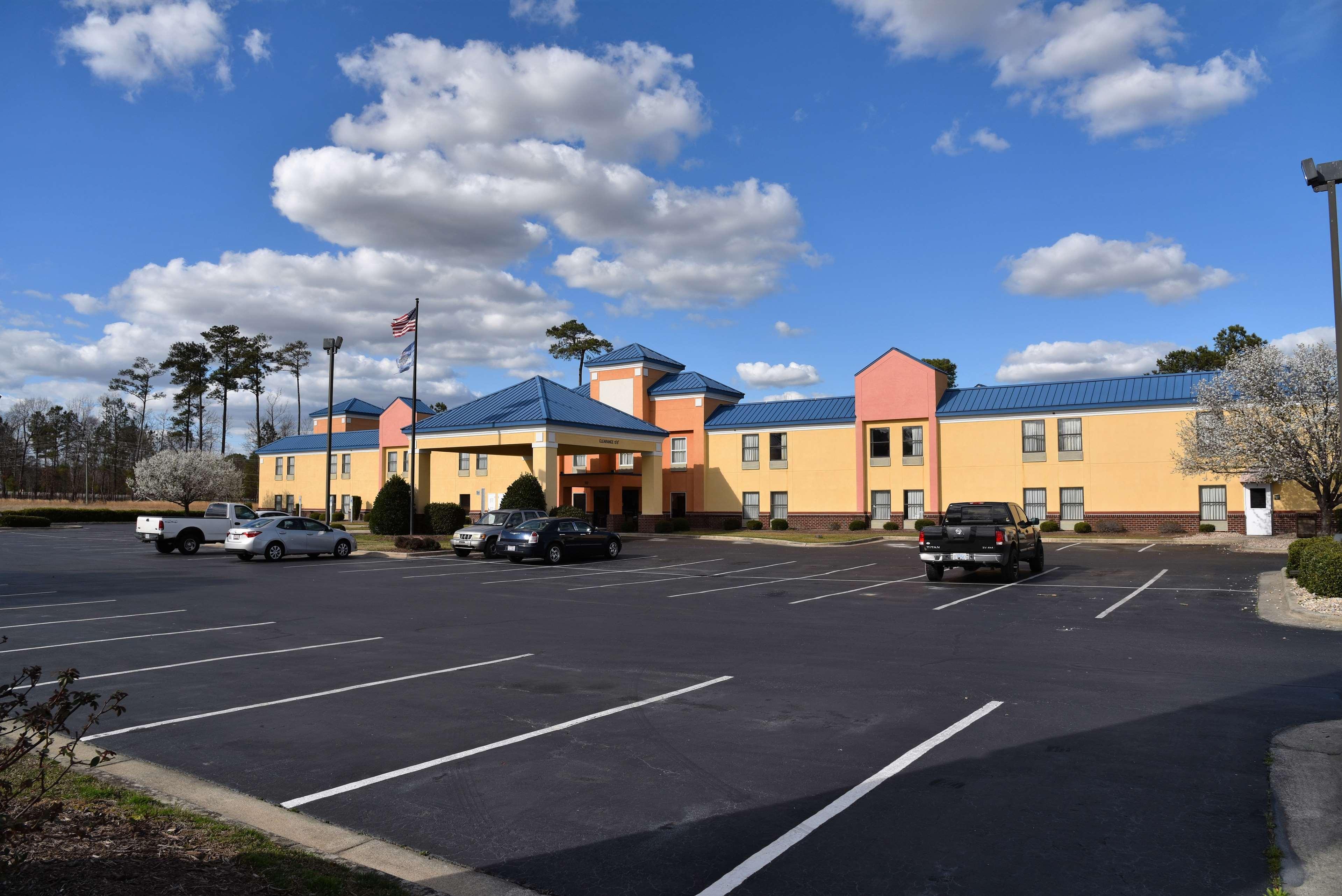 Surestay Plus Hotel Tarboro Kültér fotó