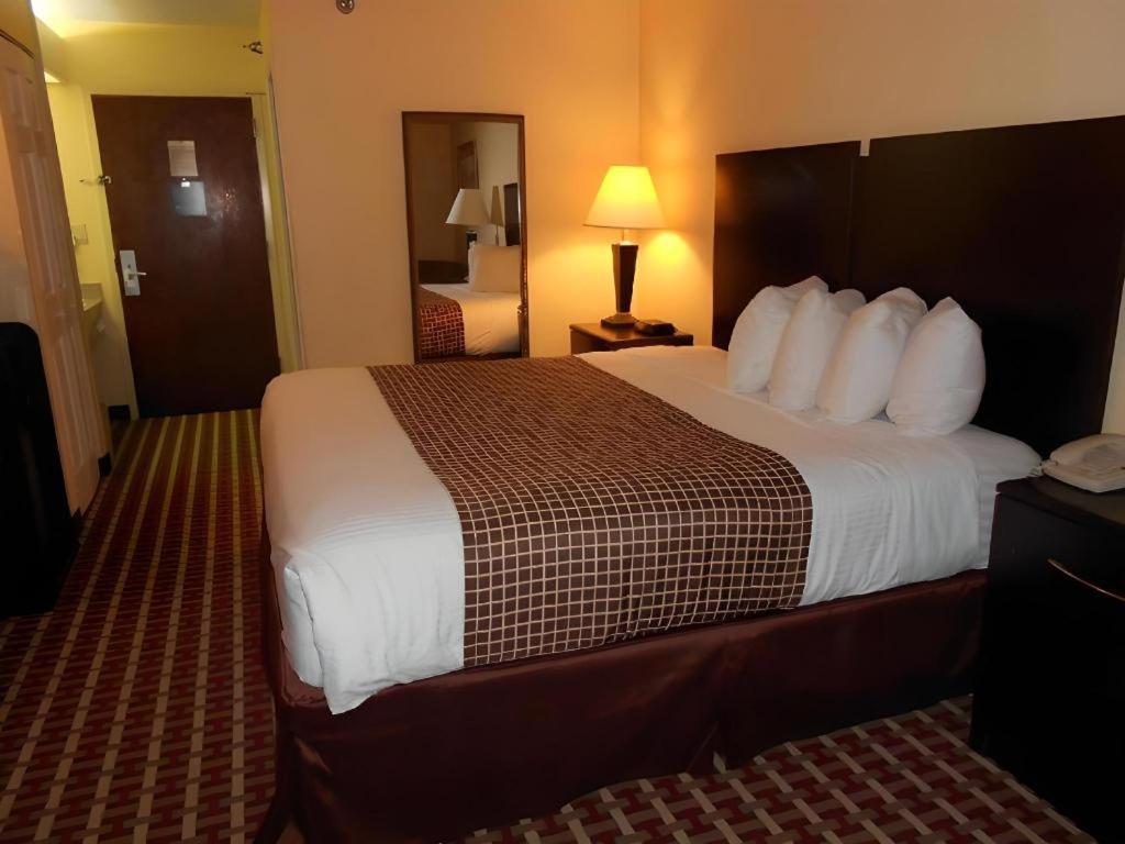 Surestay Plus Hotel Tarboro Kültér fotó