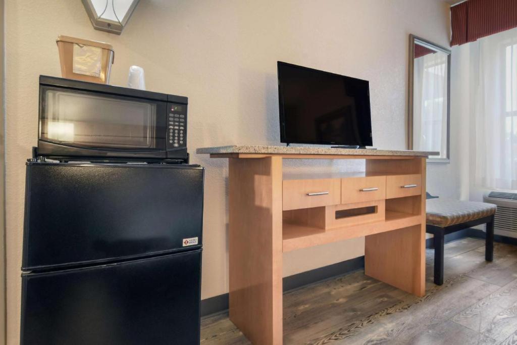 Surestay Plus Hotel Tarboro Kültér fotó