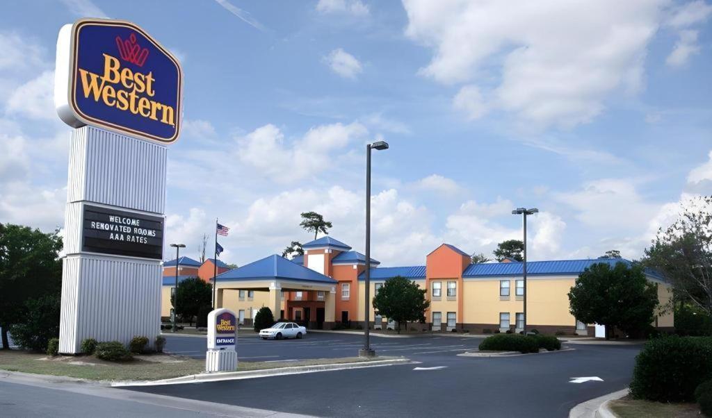 Surestay Plus Hotel Tarboro Kültér fotó