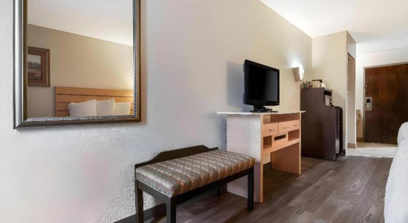 Surestay Plus Hotel Tarboro Kültér fotó