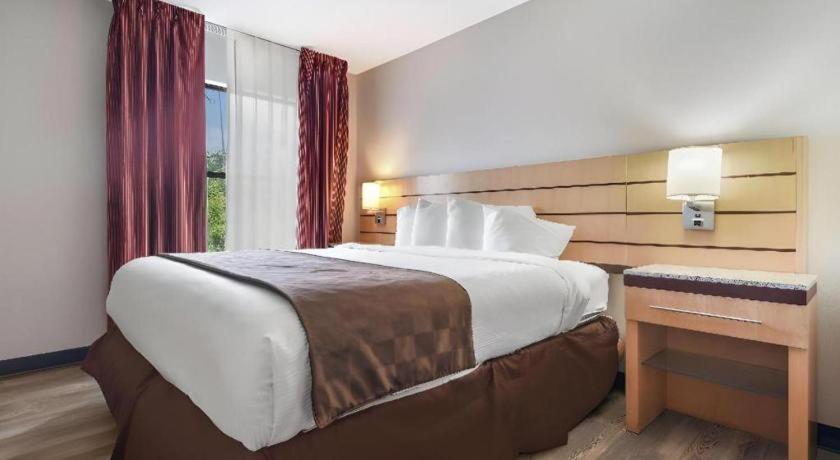 Surestay Plus Hotel Tarboro Kültér fotó