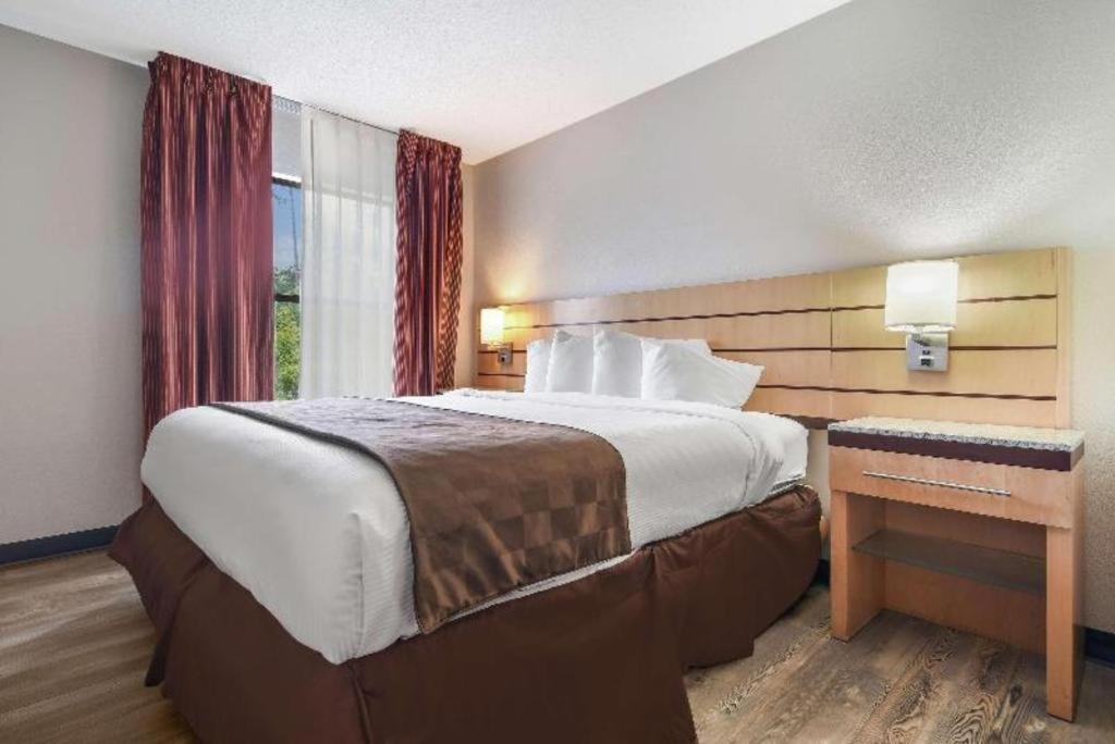 Surestay Plus Hotel Tarboro Kültér fotó